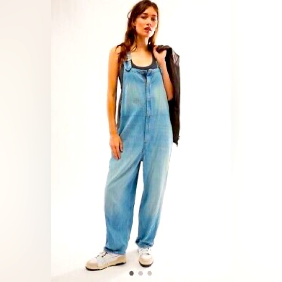 Free People Pants - Free People - NWT Hunter Lightwash Denim Slouchy Adjustable Straps Overall SZ XS